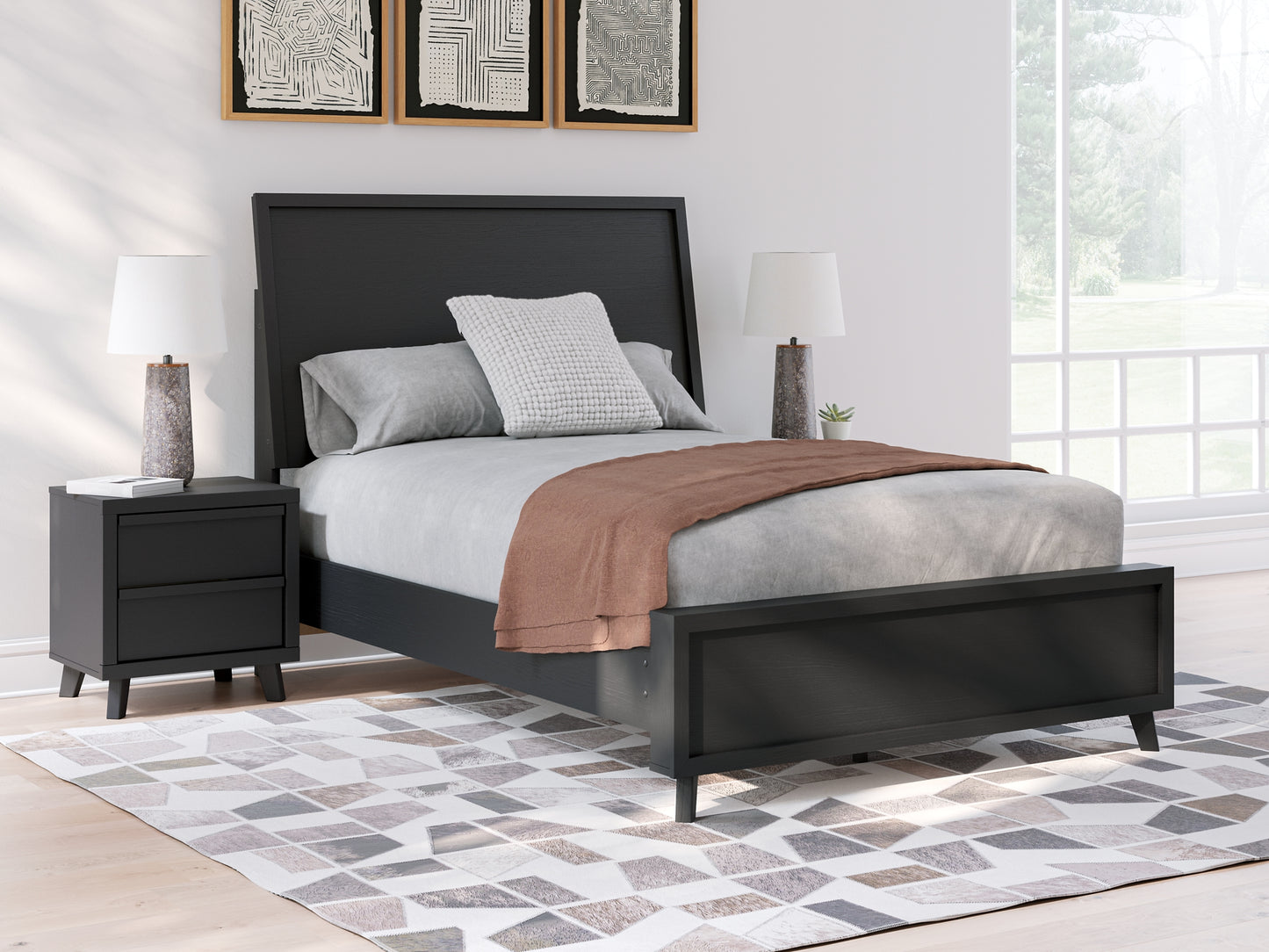Danziar Full Panel Bed