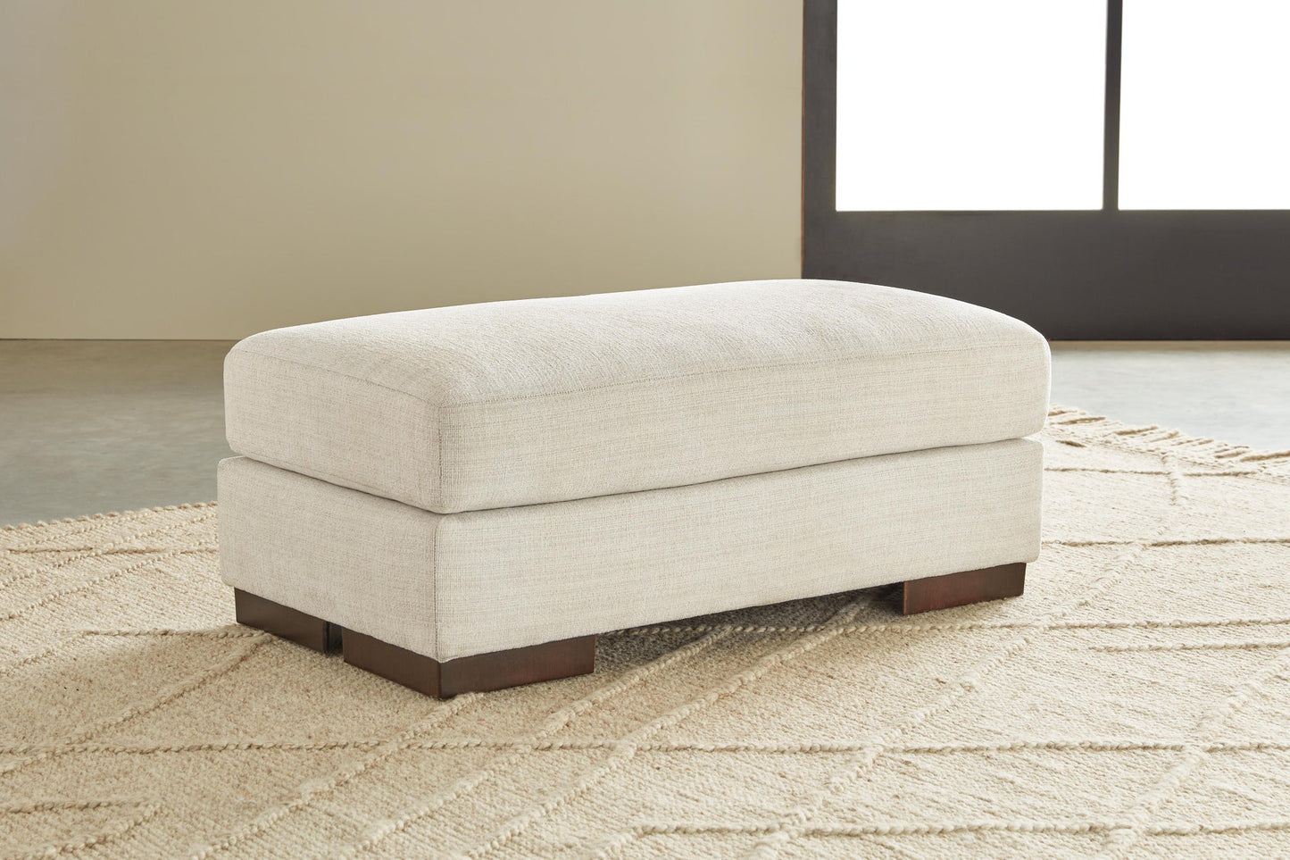 Maggie Ottoman