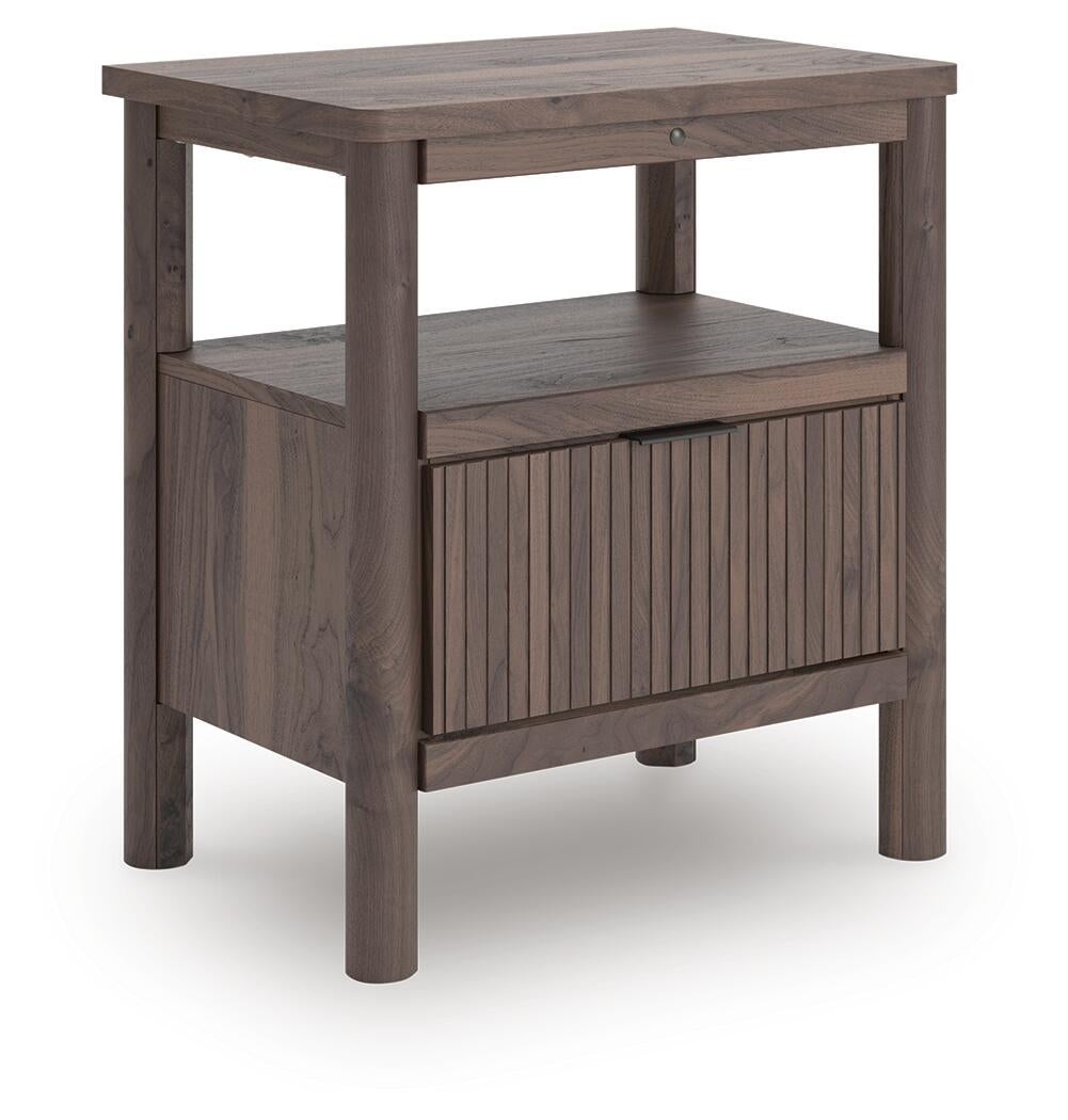 Pamytta Twin Panel Platform Bed, Dresser, Mirror and Nightstand
