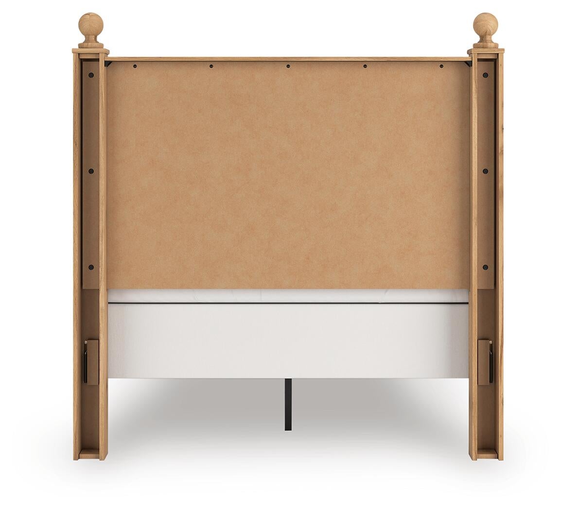 Aleaport Full Panel Bed with Mirrored Dresser and Nightstand