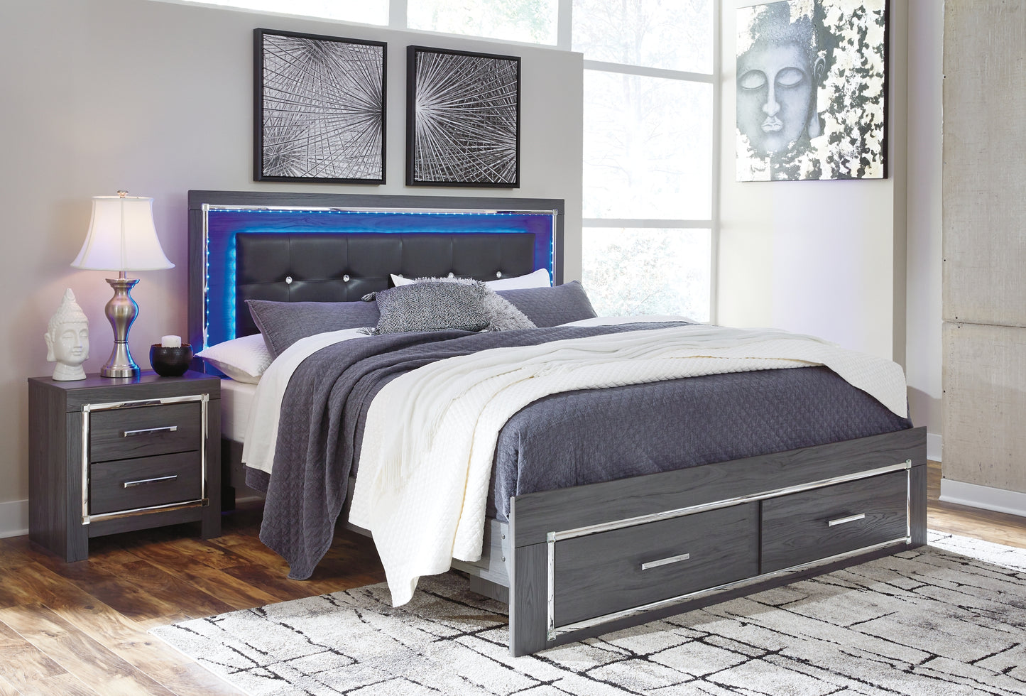 Lodanna Queen Panel Bed with 2 Storage Drawers with Dresser