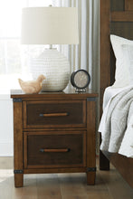 Load image into Gallery viewer, Wyattfield King Panel Bed with Mirrored Dresser, Chest and 2 Nightstands
